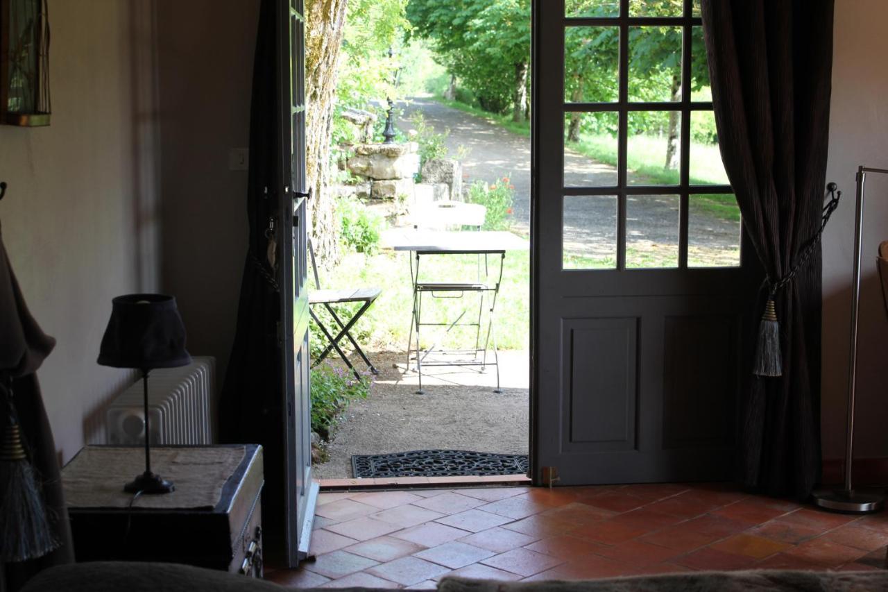 Les Terrasses De Labade Gite Et Chambres D'Hotes Coubisou Exteriör bild
